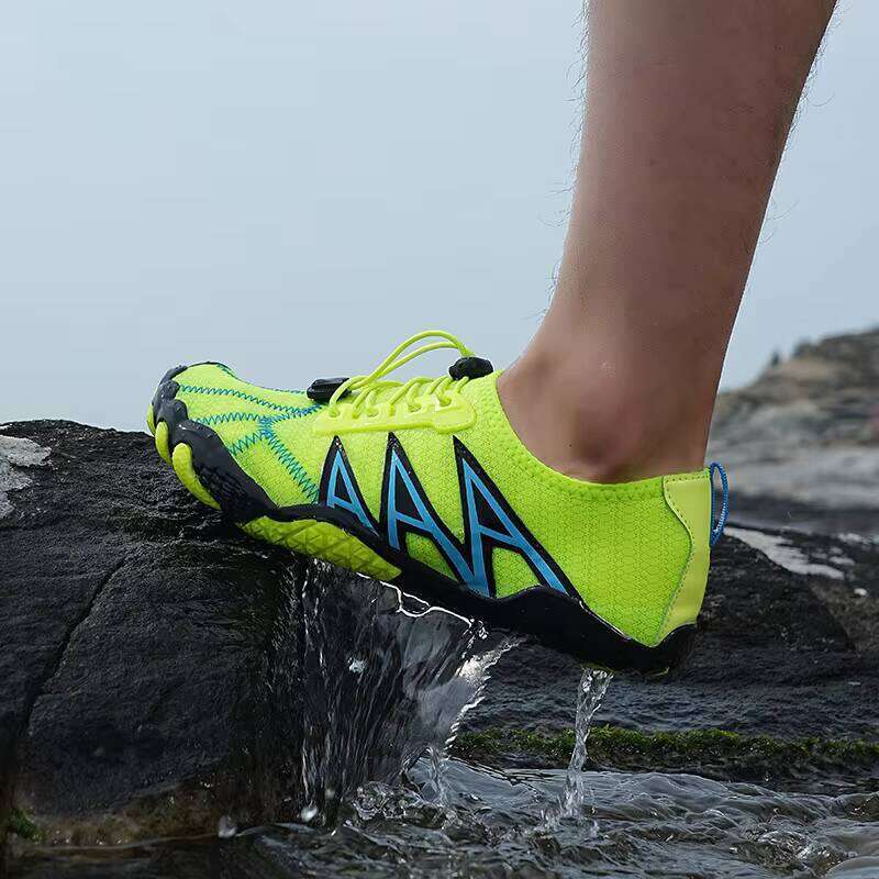 Unisex Waterproof Diving Sandals with Non-Slip Soles - Ideal For Boating And Kayaking Activities