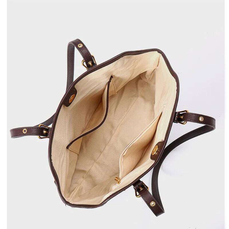 Genuine Leather Bags Ladies 2025 New Casual Tote Female Retro Mom Handbag Popular Soft Cowhide Underarm Shoulder Bag