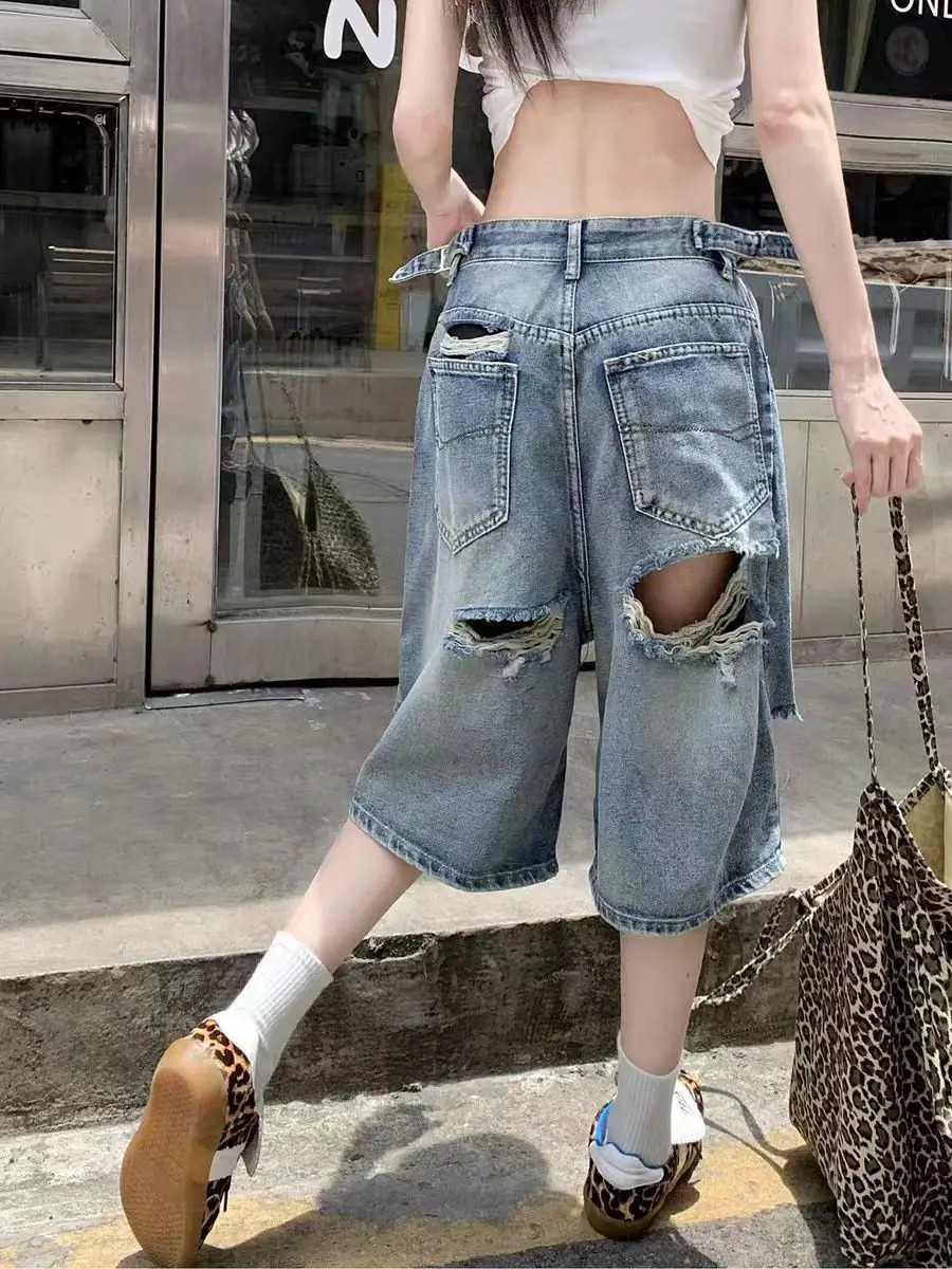 Girl Retro Feng Shui Washing Jeans for Women in Summer Street Straight Wide-Leg Ripped Five-Point Pants 250609