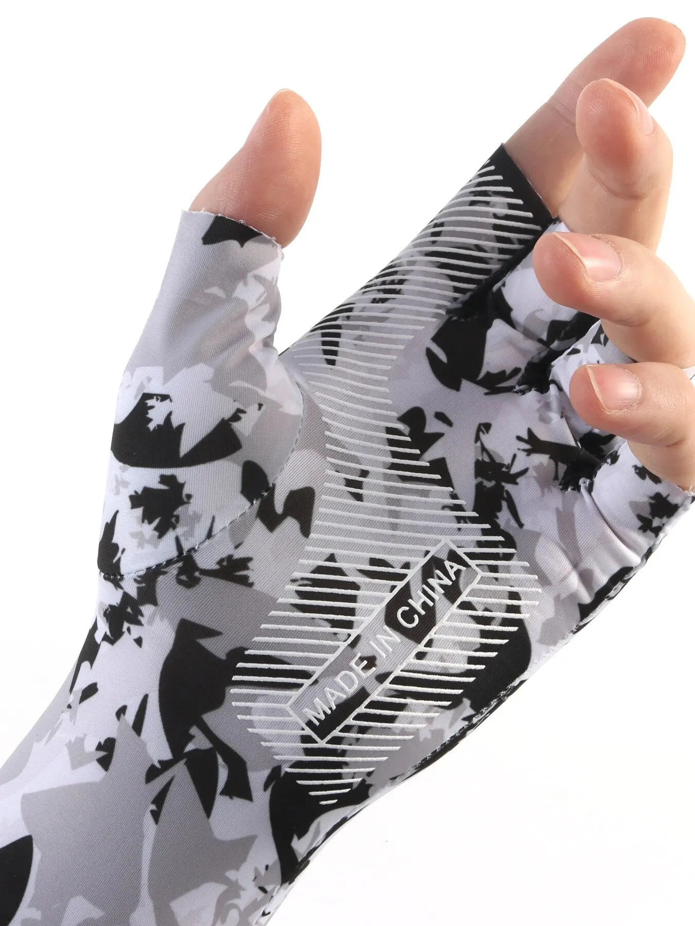 Summer Long Ice Silk Sunscreen Gloves for Women Summer UV Resistant Sleeves for Outdoor Travel Nylon Flip Cover Cool Feeling 250610