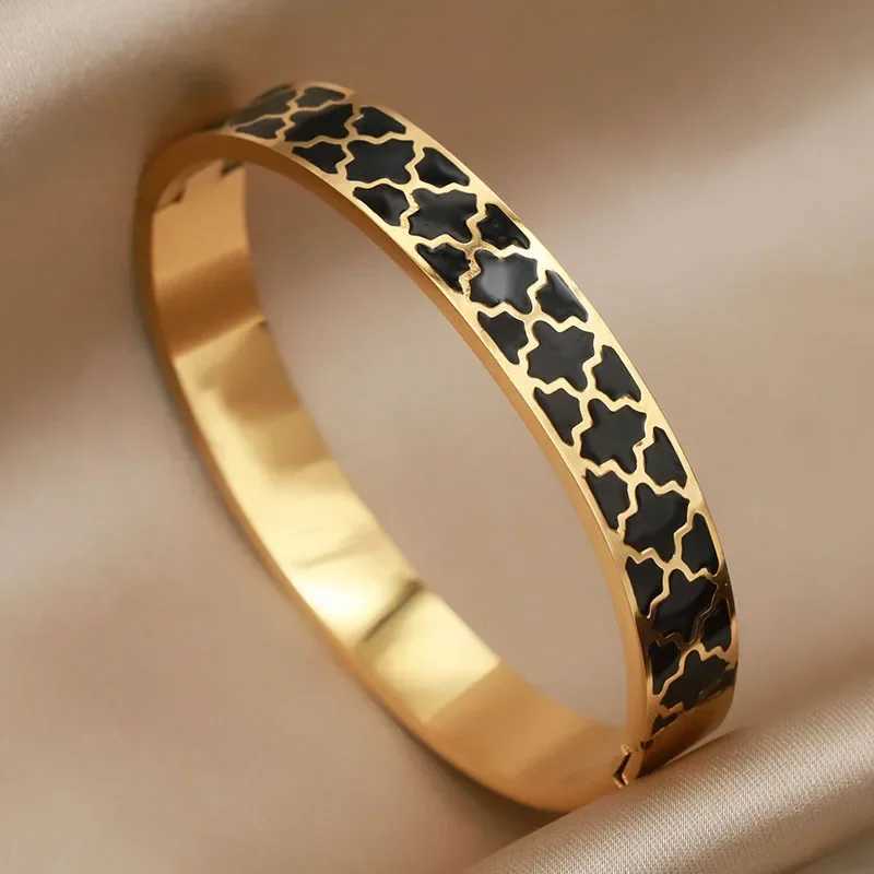 Stainless Steel Metal Oil Simple Style Bangles for Women Fashion Brand Jewelry Elegant Bangles Accessories Z250616