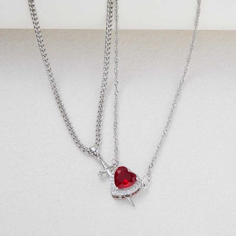 New Arrival Creative Heart and Sword Couple Necklace Collarbone Chain Sword Necklace Fashion Accessories for Women Couple Gift Jewelry V250616