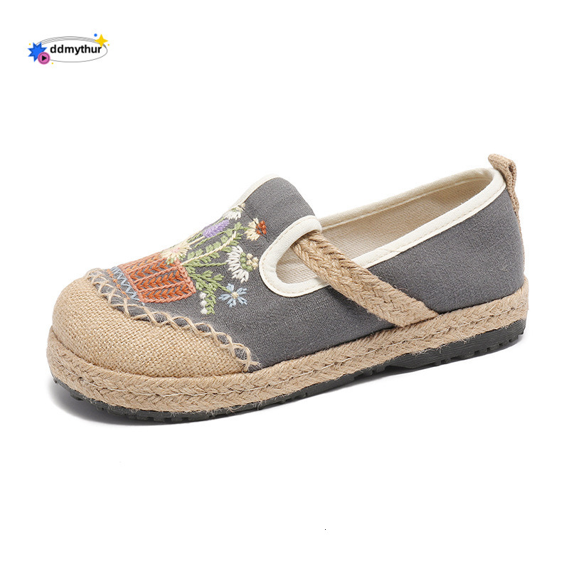 2025 New Ethnic Style Embroidered Slip-On Low-Cut Old Beijing Woven Round-Toe Cloth Shoes for Women ddmythur