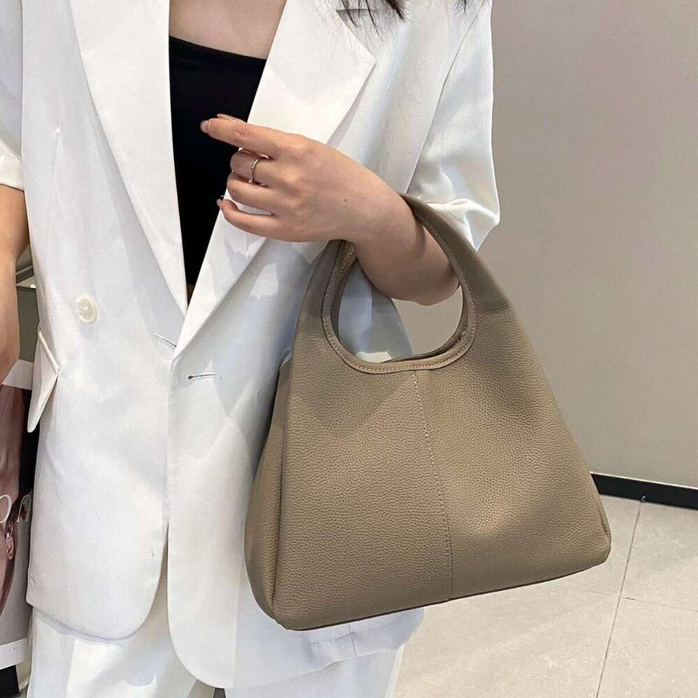 Straw Beach Tote Top Layer Cowhide Women S Versatile Shoulder Crossbody Unique New Casual Fashion Basket Shopping Tote Genuine Leather Straw Large Tot