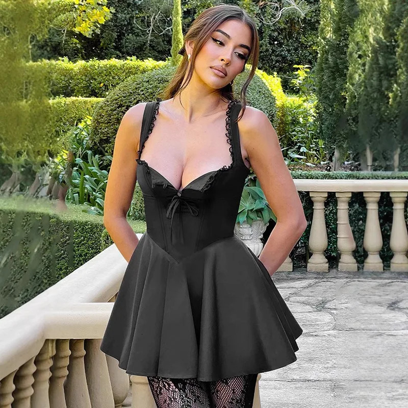 Sleeveless womens dress with elegant halter tops and lace backless a European and American style dress 250612