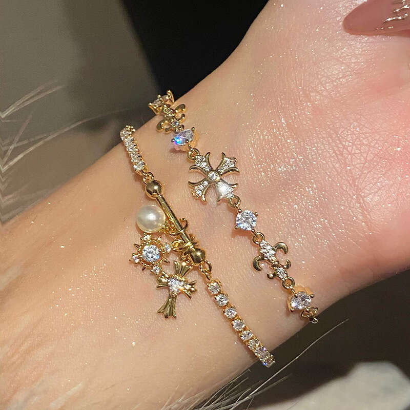 designer Zircon Snowflake Cross Pearl Adjustable Bracelet Vintage Style Fashionable Elegant Jewelry