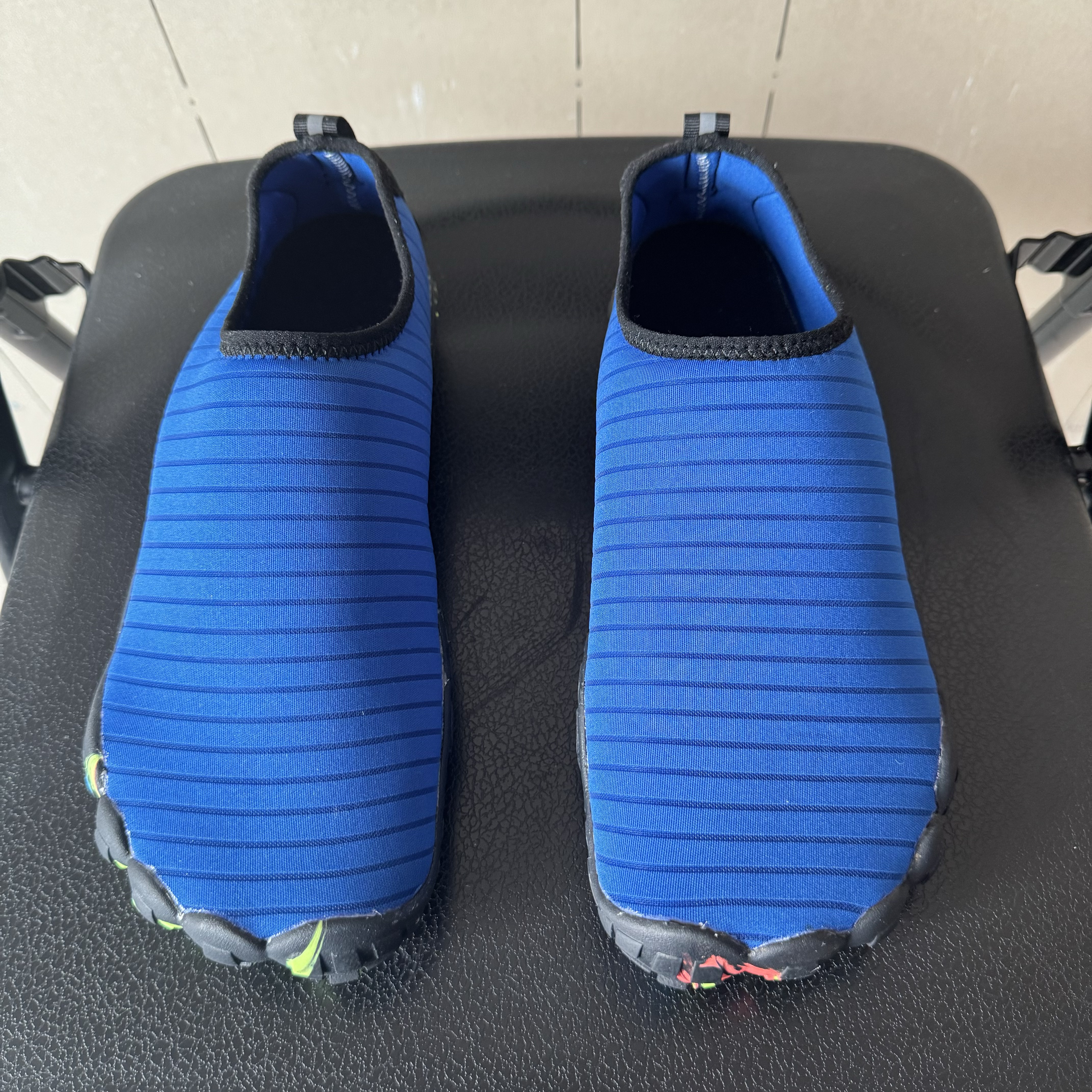 Breathable Indoor/Outdoor Couple's Yoga Footwear Perfect for Aquatic Activities
