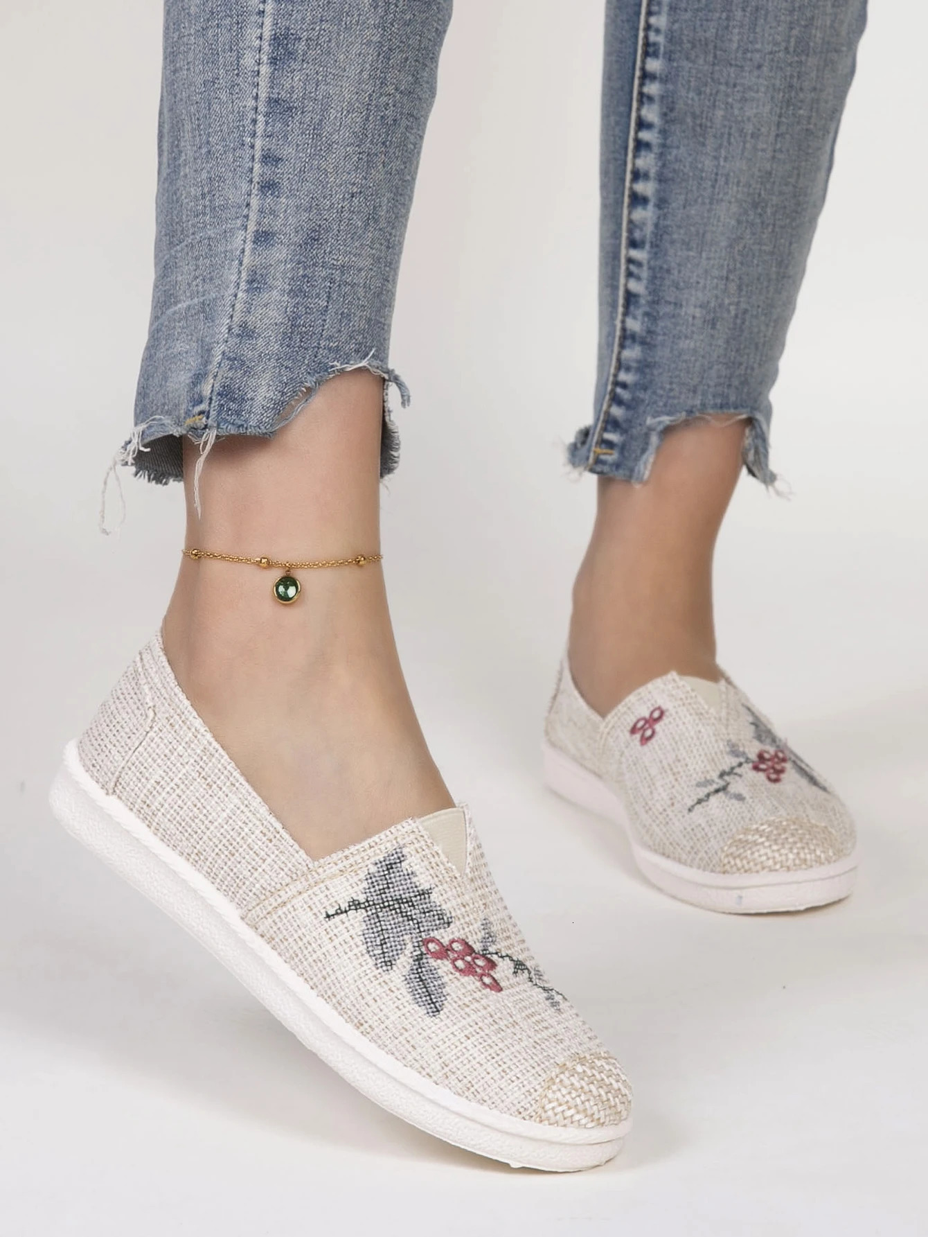 Spring womens sports shoes fashionable breathable lightweight non-slip wear-resistant casual sports shoes flat shoes 250613