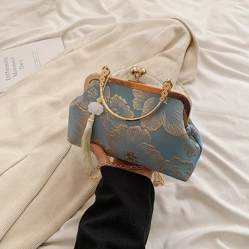 Chinese Style Embroidered Chain Tassels Shoulder Bag Elegant Handbag Retro Small Square Luxury Designer Women Evening Clutch 250614