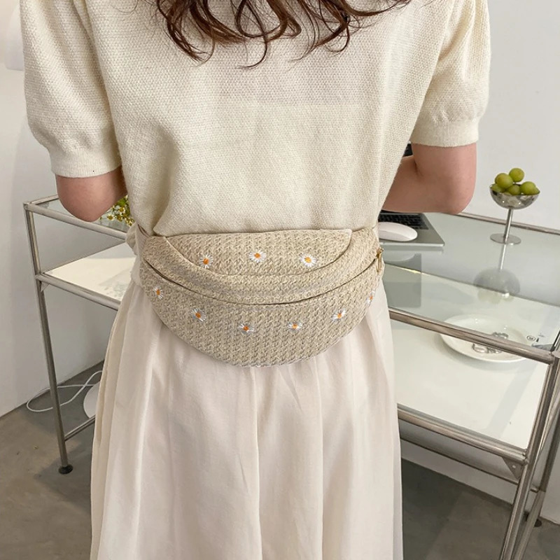 Womens Waist Bag Straw Woven Ladies Shoulder Crossbody Bags for Women 2025 Summer Fanny Pack Fashion Phone Female Chest 250612