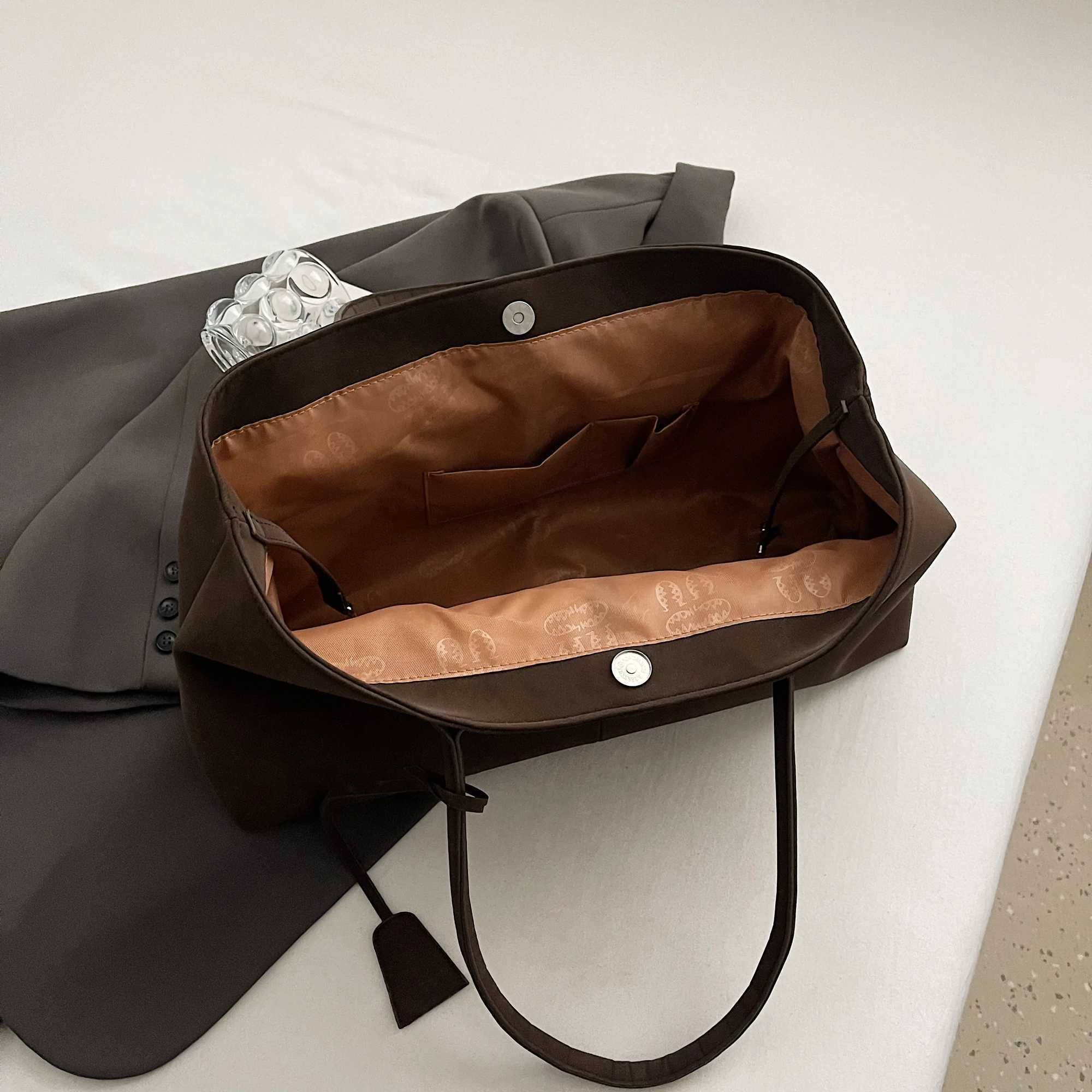 Elegant Faux Suede Handbags Wen Style Solid Casual Totes Large Capacity Designer Shoulder Bags Lady Fem Bags B250618