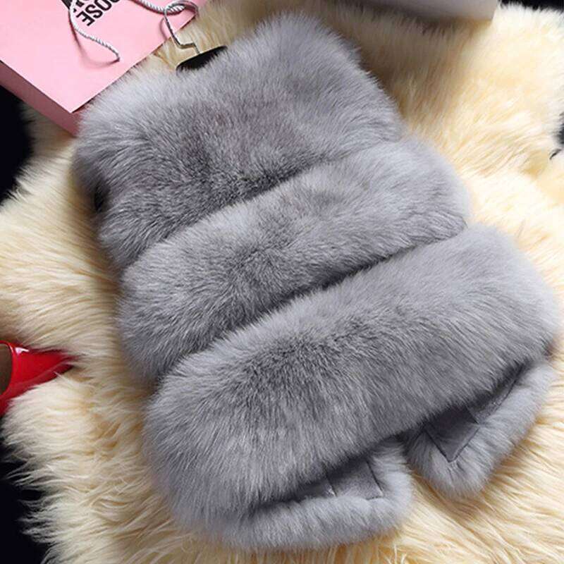 HJQJLJLS 2022 Autumn Winter Thick Warm Faux Vest Women High Quality Fashion O-Neck Short Fur Female Jacket Fuzzy Coat