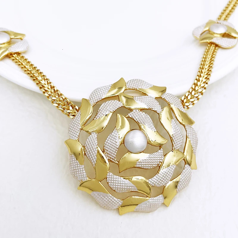 High Quality Jewelry Set For Women Gold Plated Necklace Earring Bracelet And Ring Dubai Nigeria Trending Wedding Party Gift 250609