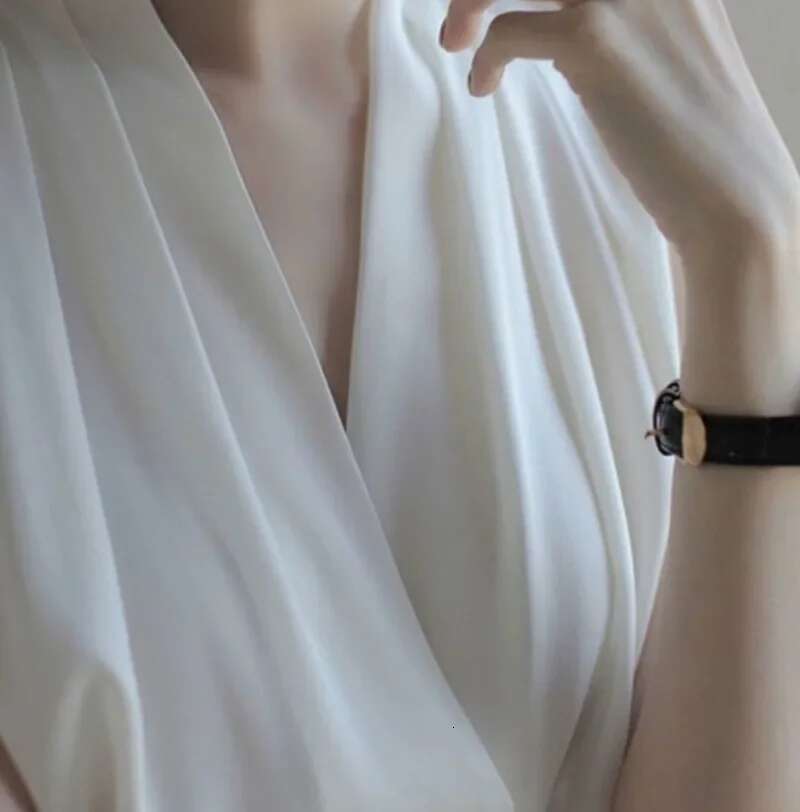 Shirts Blouses for Women Sleeveless Dress Office Outfits Formal Off Shoulder Woman Top V Neck Wear To Work White Sexy M Pretty