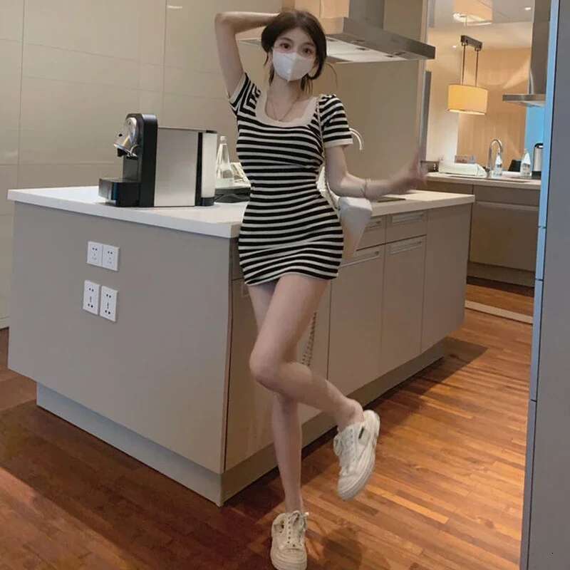 Woman Dress Short Dresses for Women 2024 Mini Clothes Sensual Sexy Bodycon Tight Night Club Cheap Casual New In Trendy Retro X G