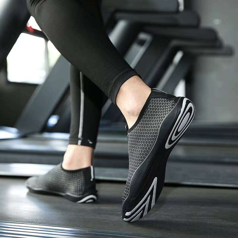 Outdoor Unisex Sport Slip on Beach Socks Fiess Barefoot Quick Dry Water Shoes