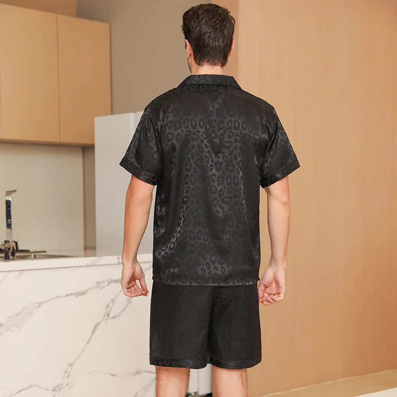 Mens pajamas short sleeved summer ice silk home clothing mens casual thin cardigan can be worn as a set 250614