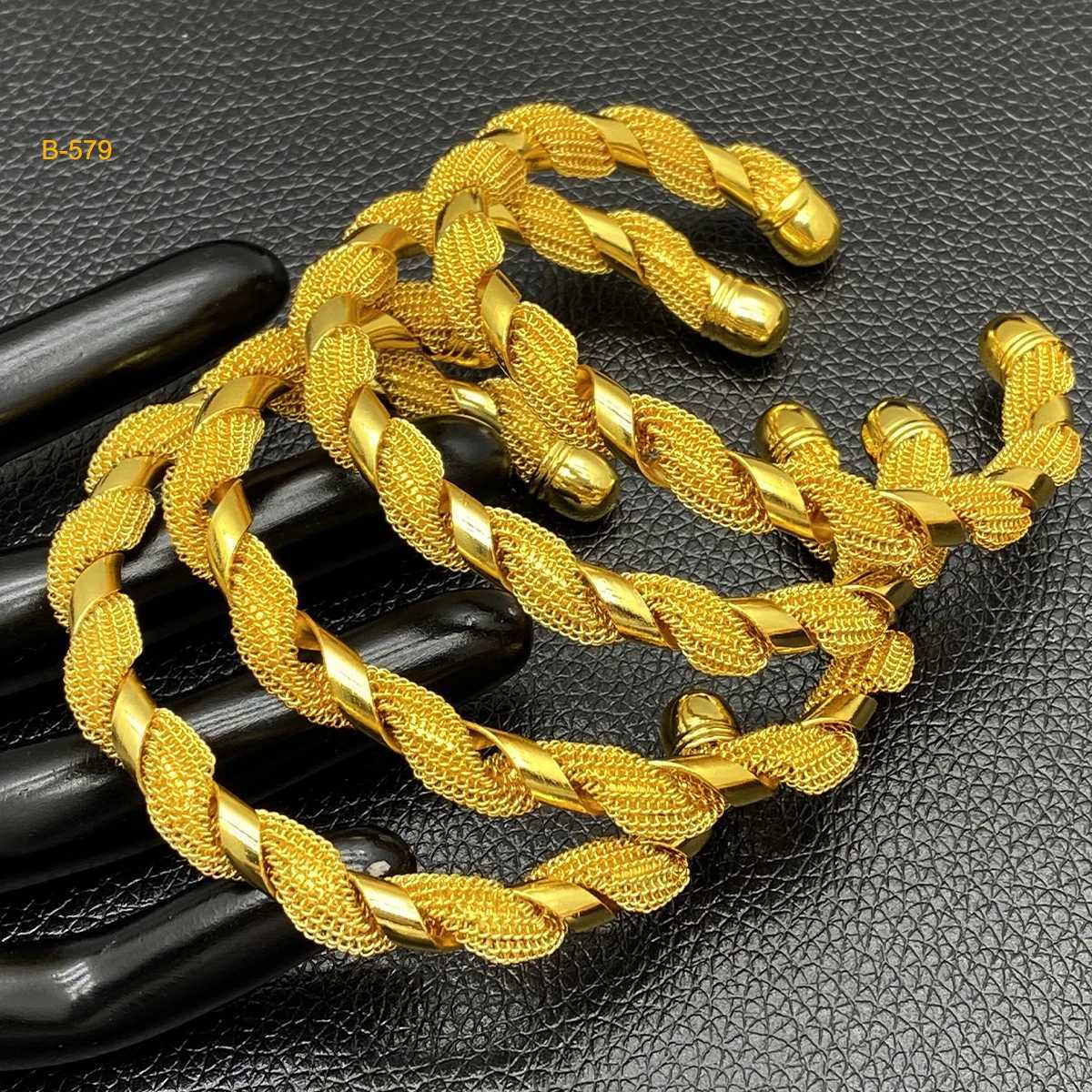 Dubai Luxury Womens Hand 24K Gold Color Bride Cuff Bangle for Lady Wedding Indian Arabic Jewelry Party Gifts Z250616