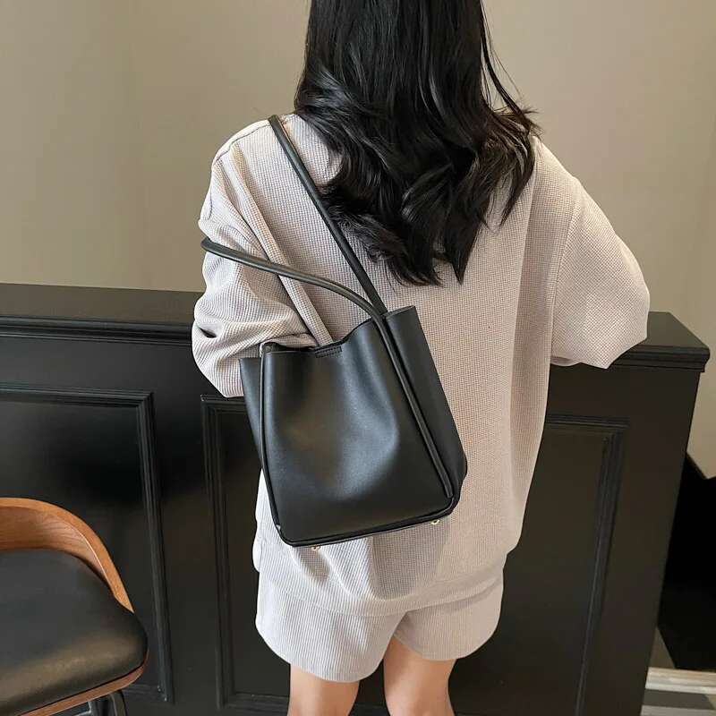 LEFTSIDE Small PU Leather Bucket Bags for Women 2025 New in Korean Fashion Tote Handbags and Purses Shoulder Bag