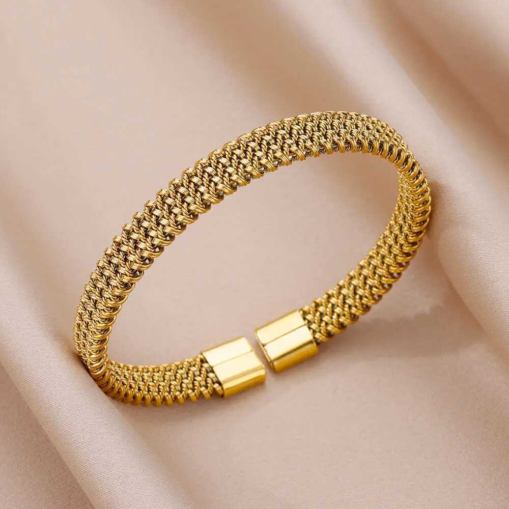 316L Stainless Steel Bangles For Women Vintage Punk Open Wide Bangle Exquisite Wedding Jewelry Gift Z250616