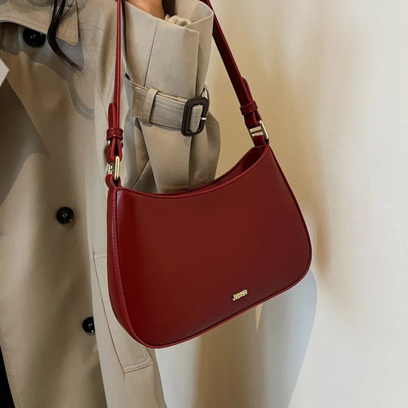 Red Underarm Shoulder Bags for Women Texture Leather Crossbody Bag er Wedding Bride Handbags Sling Bag 250609