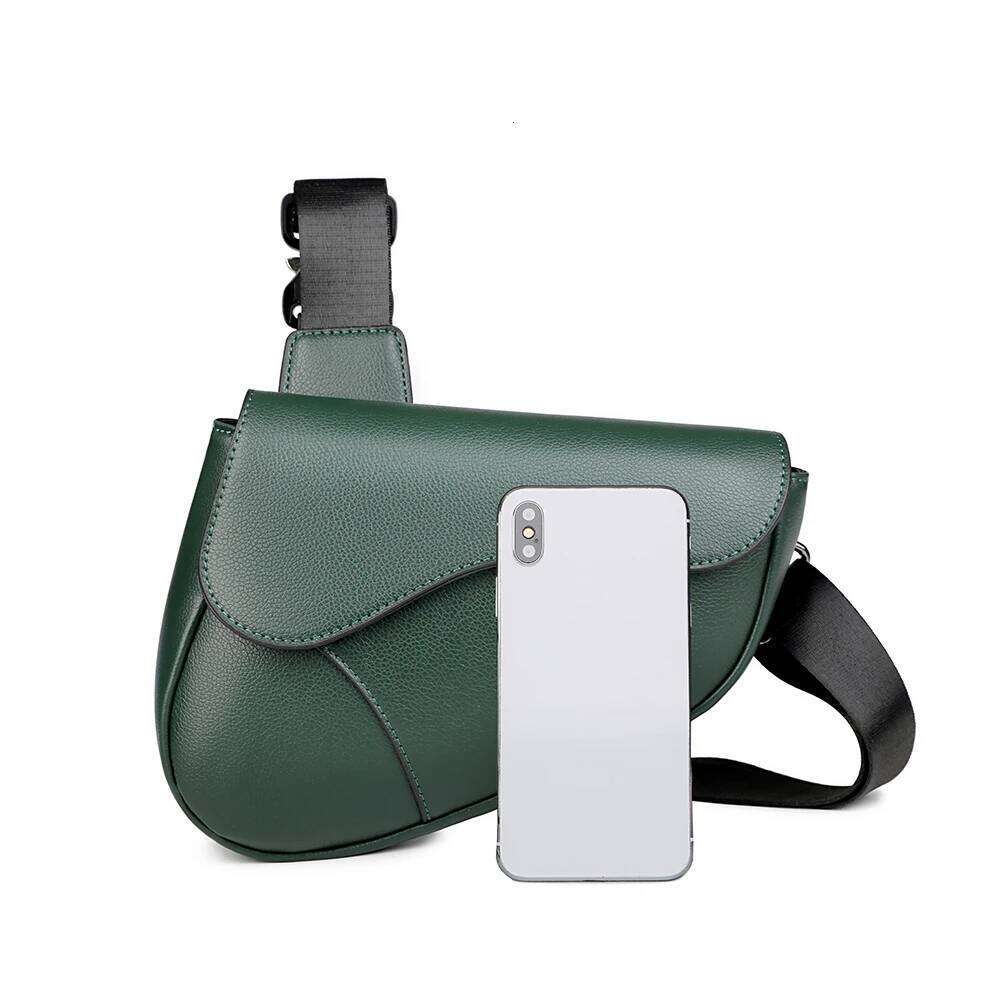 Men's solid color PU leather saddle shoulder crossbody bags chest bolsos para hombre sacoches hommes bag for man