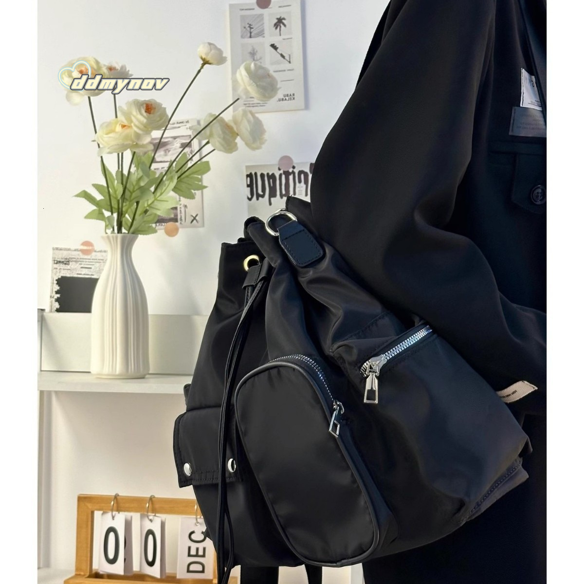 New Style Wind Draw 2024 Drawstring Korean Sweet Pocket Bag Tote Design Commuting Cool Single Shoulder College Backpack ddmynov
