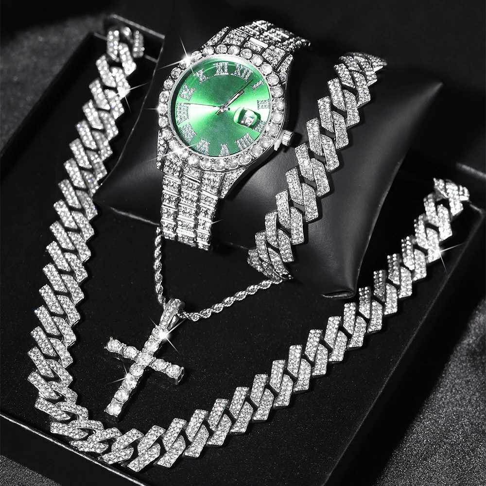 d Out Luxury Popular set +Bracelet+Necklace With Gift Box Cuban Chain Cross Pendant Jewelry HipHop Style For Men Women W250616