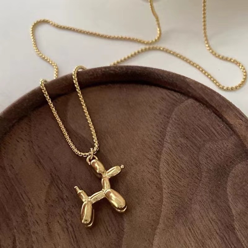 Fashion Light Personality Versatile Balloon Puppy Necklace for Women Titanium Steel Niche Design Non-Fading Jewelry