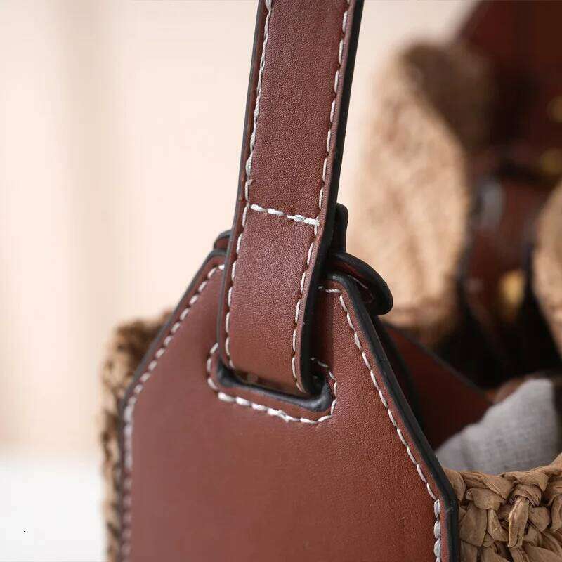 Hollow Design Woven Women's Beach Bucket Bag Shoulder Purse Handwoven Summer Large Capacity Underarm Handbag