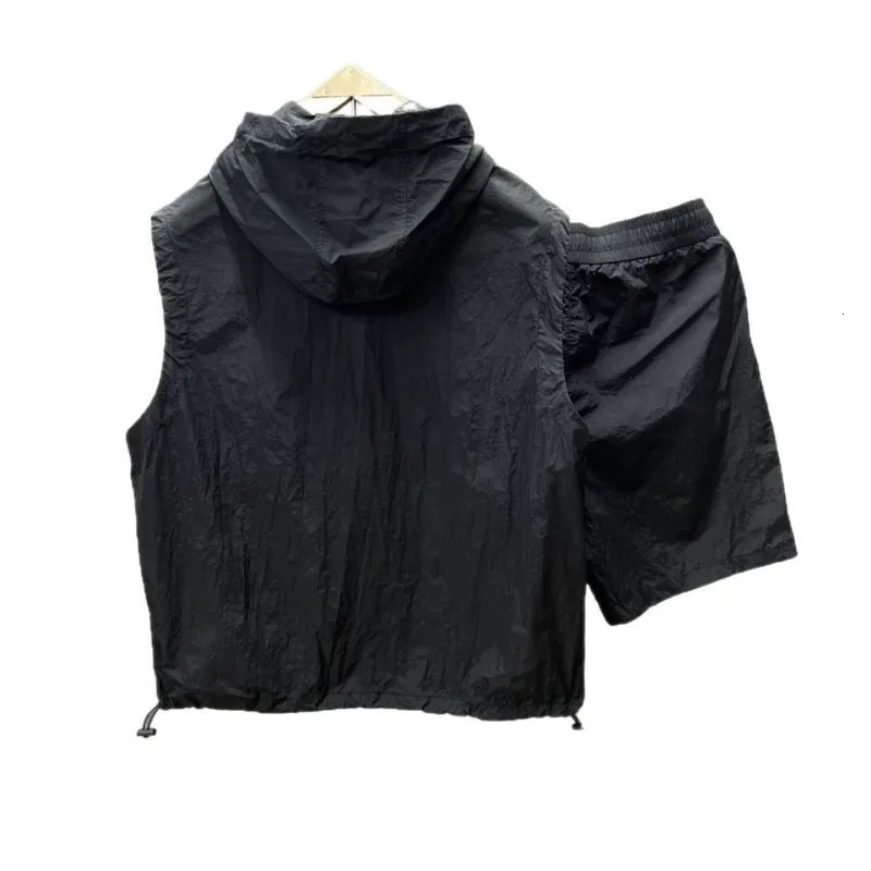 2pcs casual and fashionable hooded vest shorts set mens summer workwear thin loose couple sleeveless suit 250612