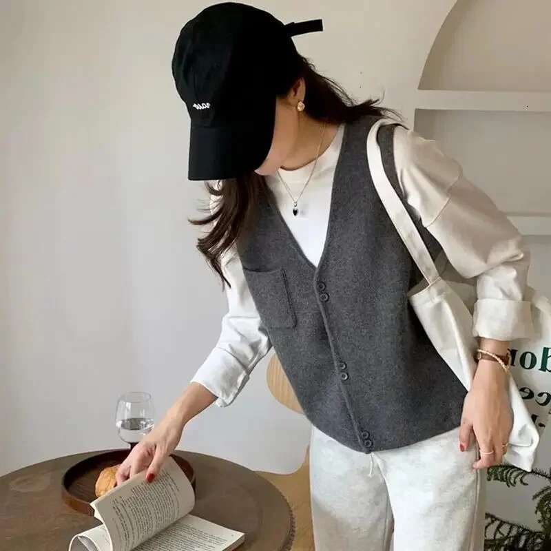 Apricot V-neck Womens Sweater Winter Button Grey Knit Tops for Woman Vest Jersey Economics Tall Streetwear Korean Fashion 2024