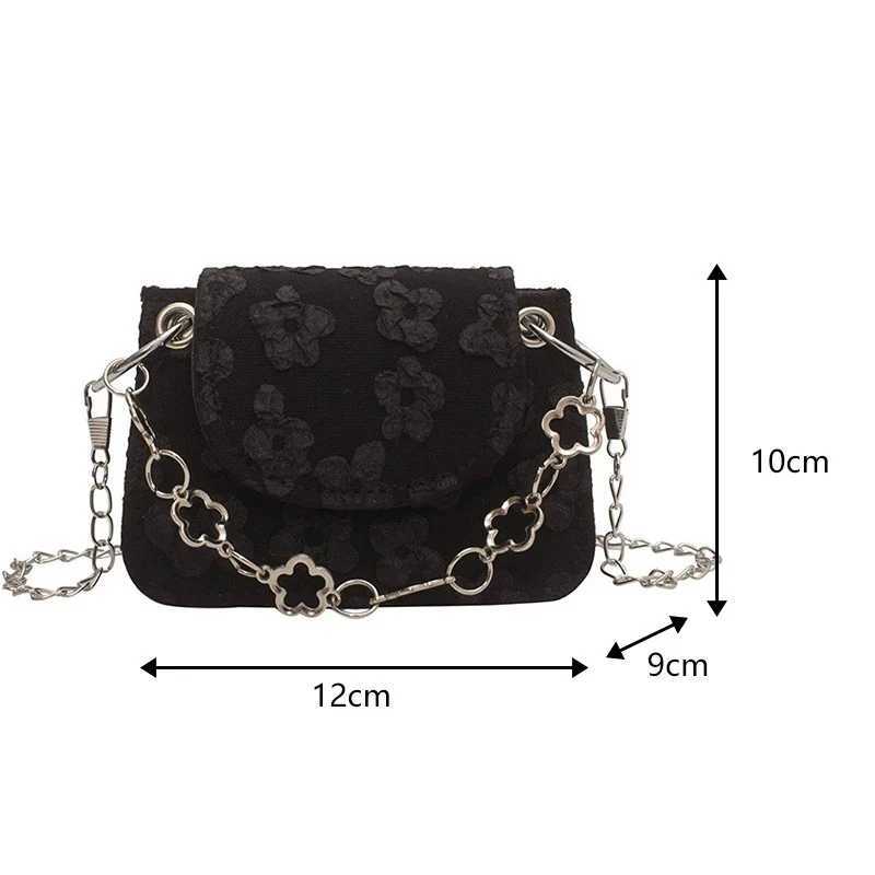 Retro Mini Handbag for Women Trendy 2025 New Featuring A Simple Chain Mini Mouth Red Envelope Crossbody Bag XJ2520616