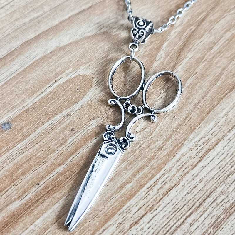 Vintage Scissor Pendant Necklace for Women and Men Gothic Goth Y2k Steampunk Long Collar Victorian Aesthetic Jewelry Grunge Accessories W250616