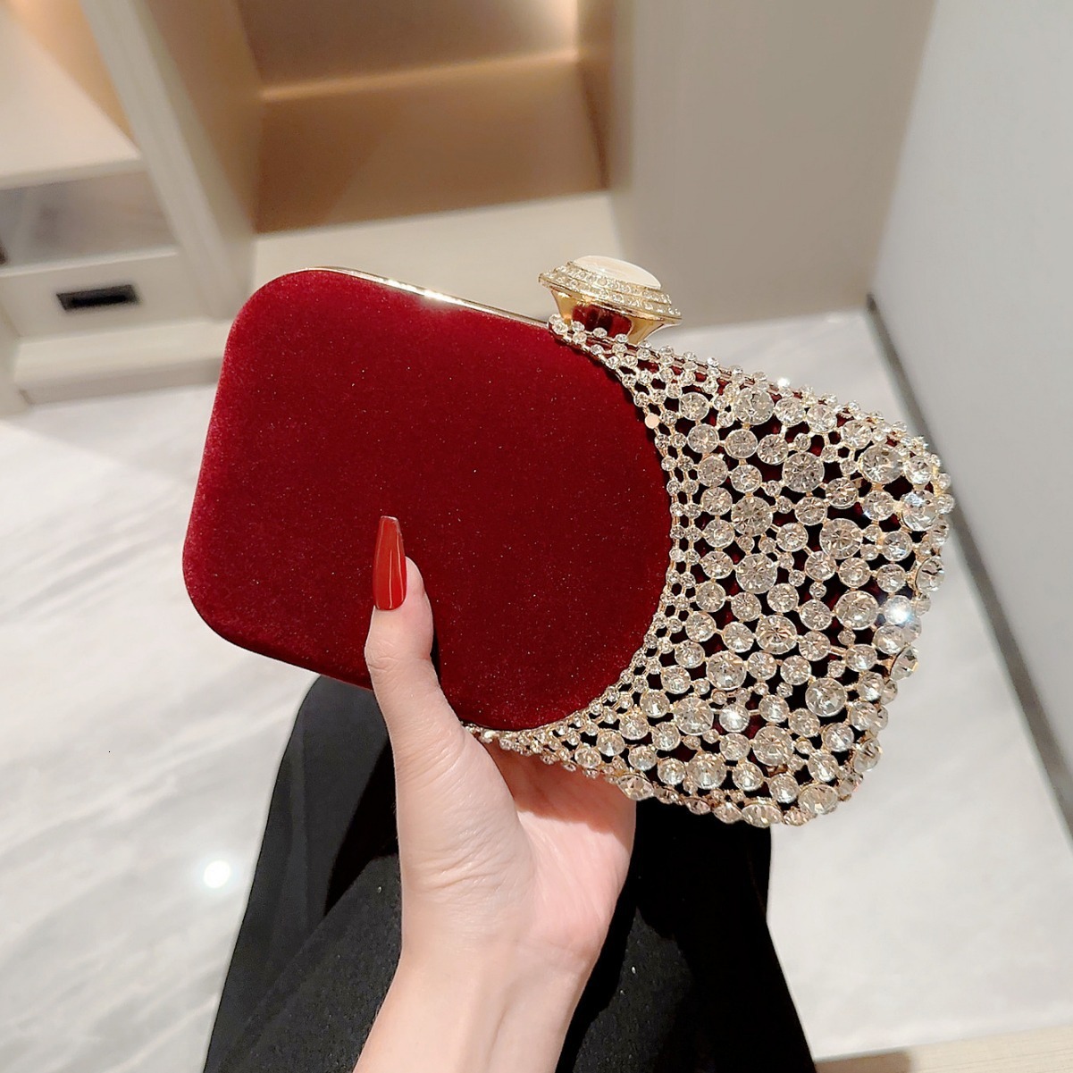 Free Shipping Designer Handbag Fashion New Velvet Banquet Bag High-end Box Bag Women's Luxury Evening Bag Square Buckle Evening Clutch Chain Bag