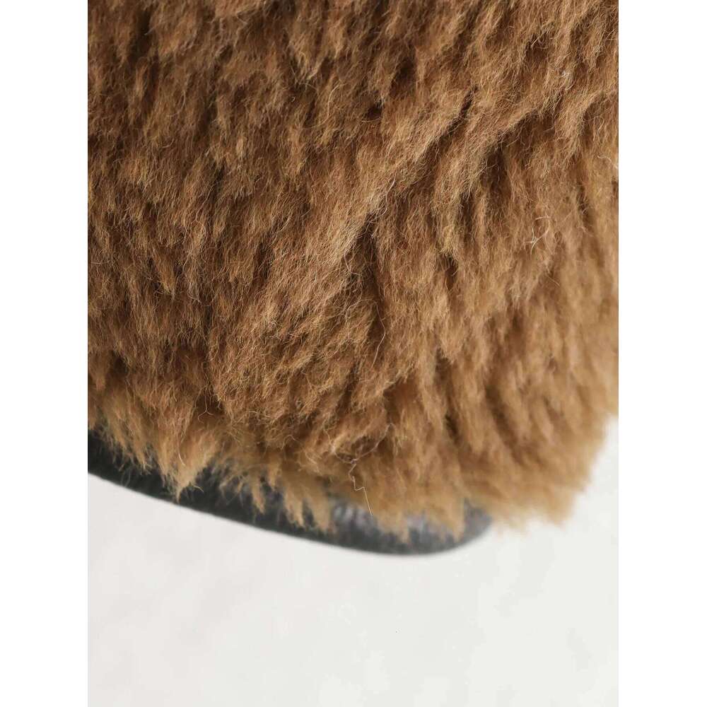 DEEABAE Winter Ladies Temperament Fashion Button Top Maillard Retro Ing Leather Faux Fur Coat Women