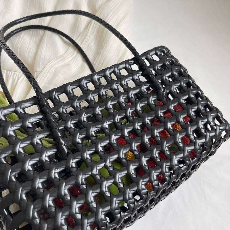 Underarm Basket Shoulder Bags For Women Summer Latest Beach Tote Bag Woven Design Plastic Hollow-Out Handbags