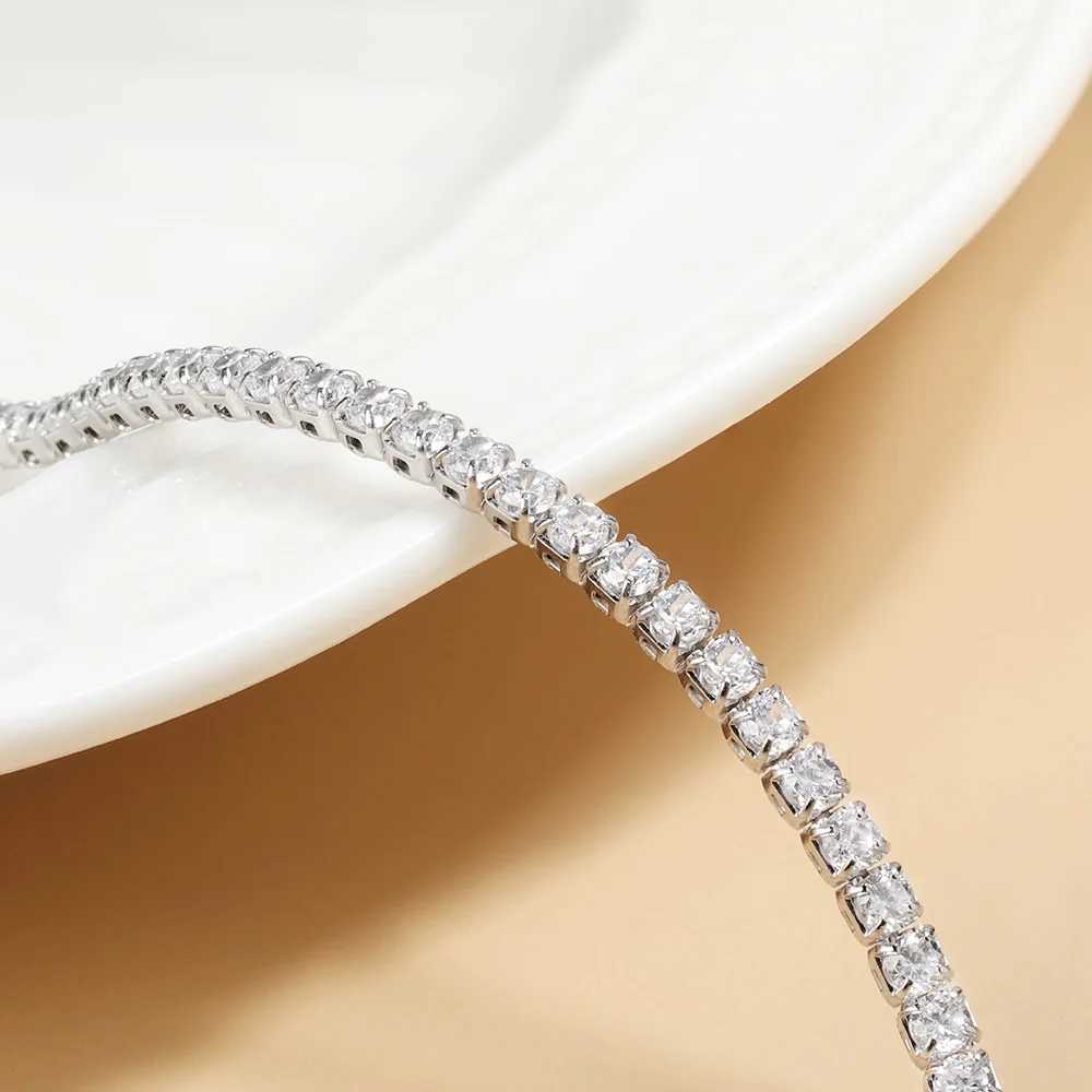 2mm Moissanite Tennis Necklace For Women S925 Silver Plated 18K Gold Sparkling Rhinestone Choker Chain Wedding Jewelry Adjustable W250616