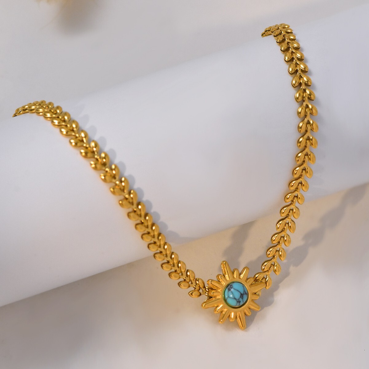 Fashion Style Personality Exaggerated Turquoise Sun Wheat Spike Necklace for Women Design Titanium Steel Non-Fading Jewelry
