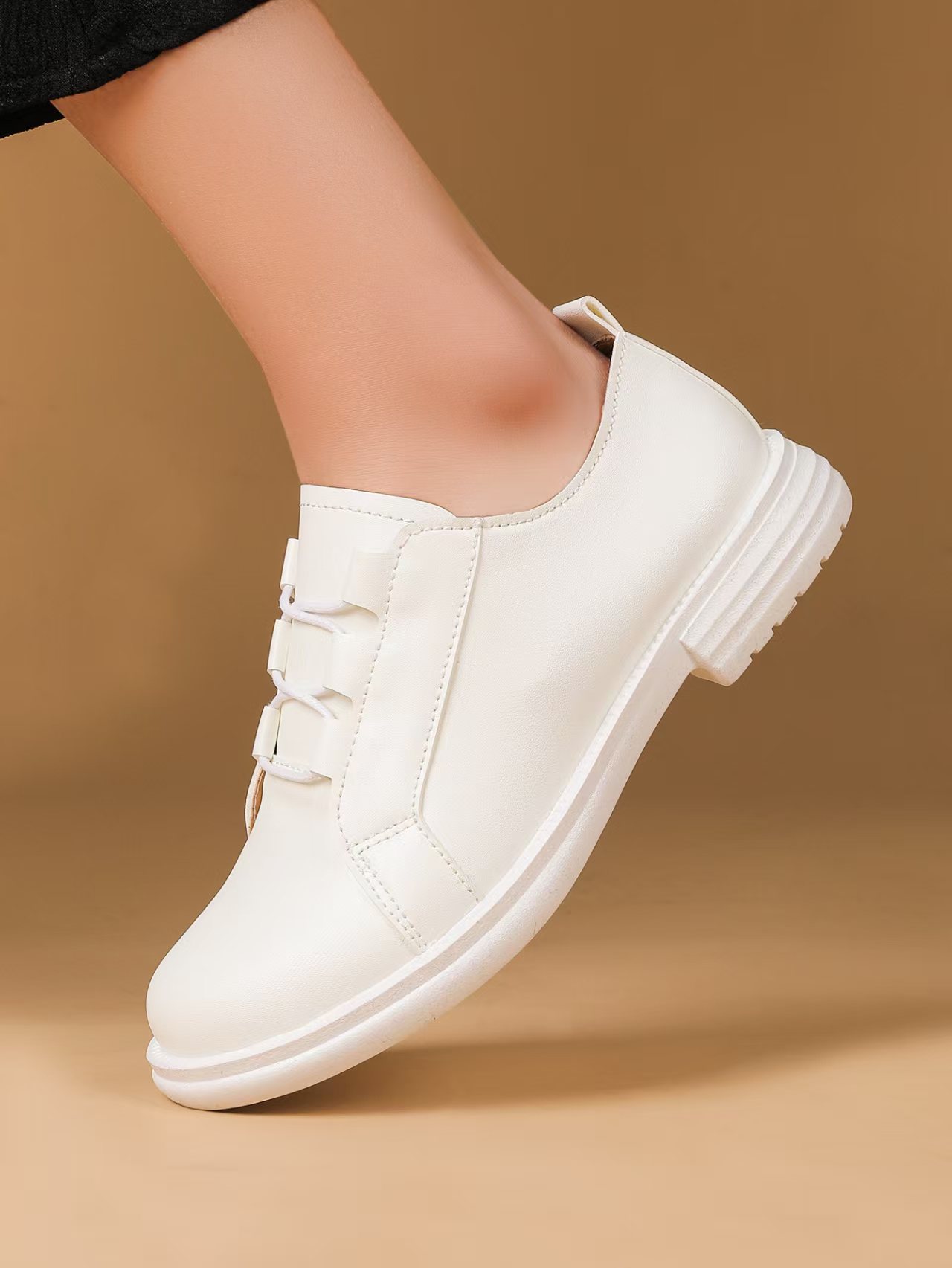 Casual skate shoes for spring-summer: new soft-faced magic tape color-blocking lazy shoes with imitation leather soft soles, fashionable and versatile