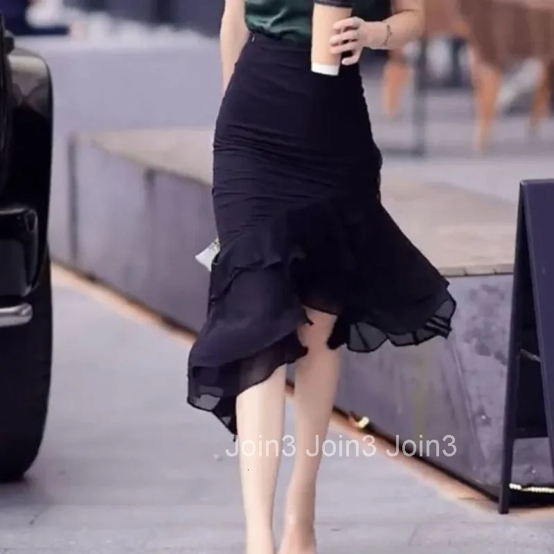 Skirt Woman Outfit Ruffles 2 Pieces Sets for Women Sexy Short Sleeve Korean Style Festival Jacket Clothing Trend 2025 Vacation