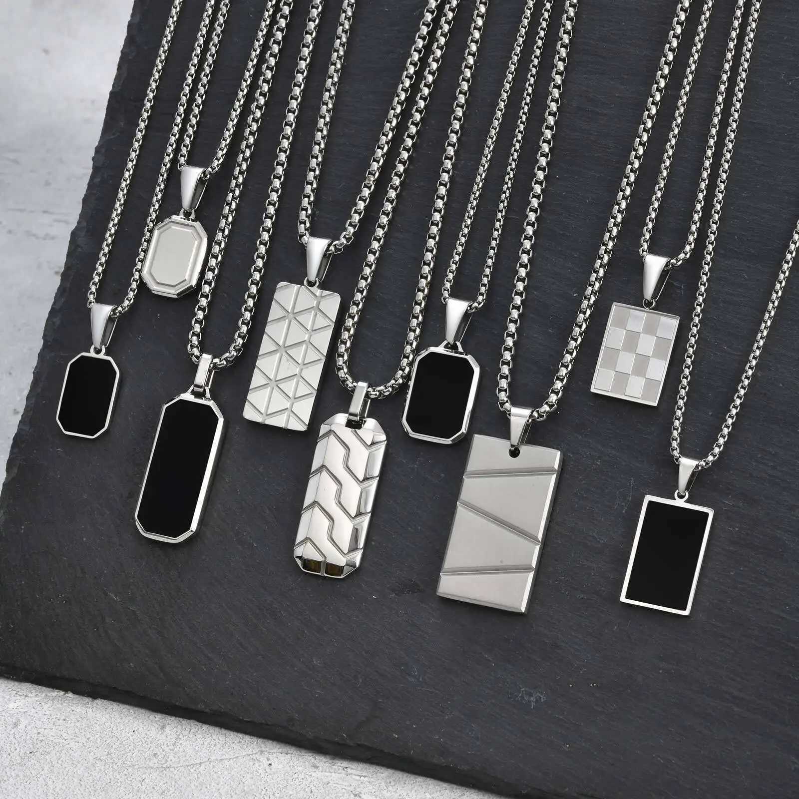 Vnox Small Dogs Pendant Necklaces for Men Boys Black Silver Color Stainless Steel Military Dog Tag with Box Chain Gift for Him W250616