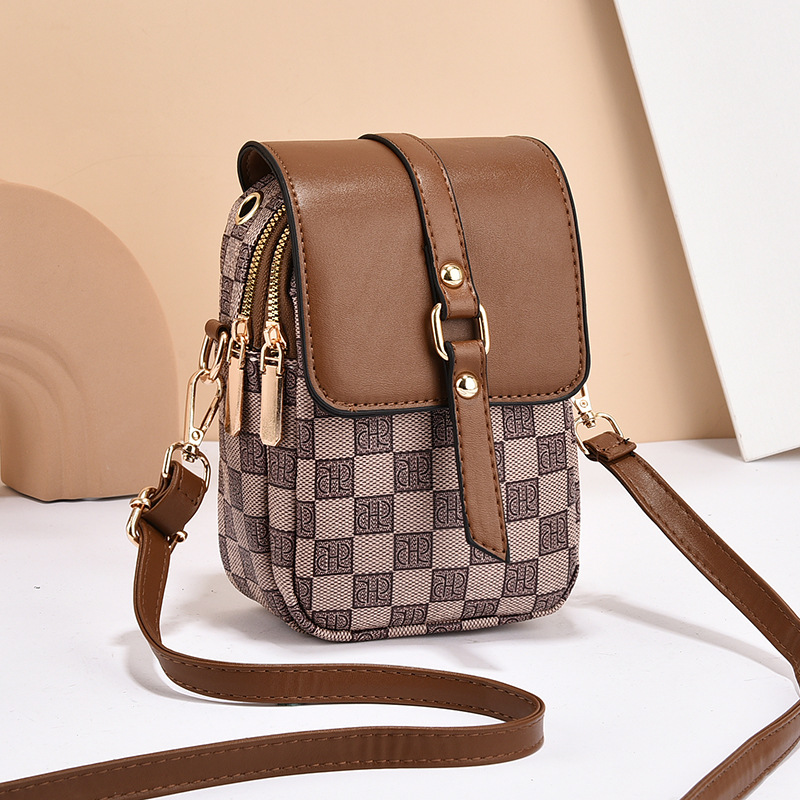 Designer bag free shipping hot for ladies 2025 New Fashionable Light Luxury Mobile Phone Bag Compact and Lightweight Crossbody Bag Shoulder Bag