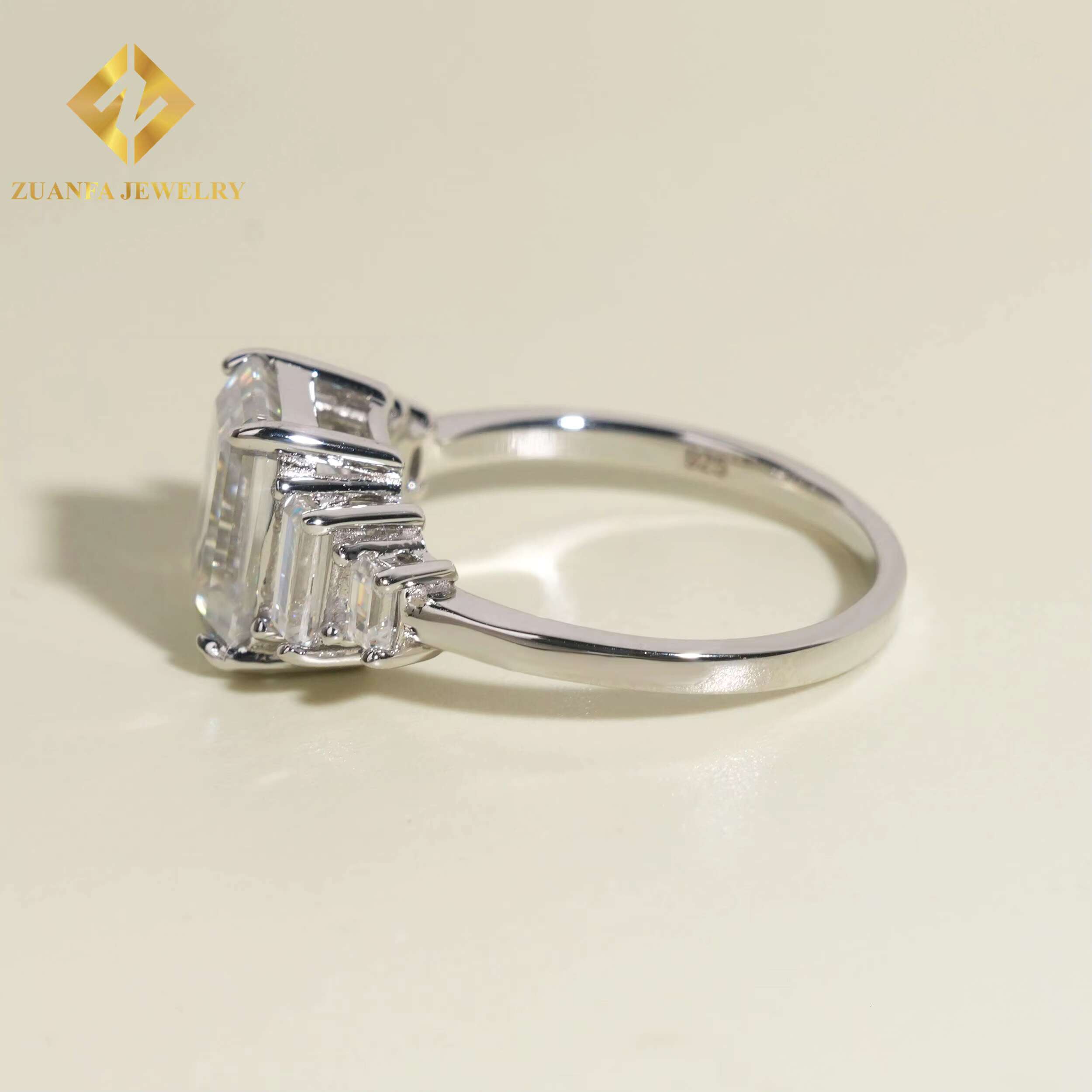 Emerald Cut 3ct Moissanite Jewelry 925 Sterling Silver VVS Moissanite Rings Jewelry Diamond Engagement Rings for Women