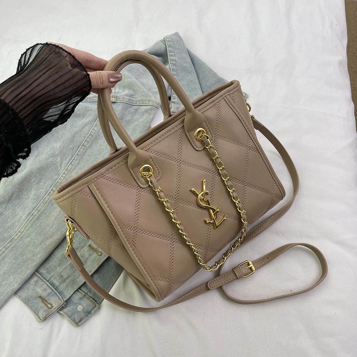 Advanced textured large capacity women's tote bag new style fashionable and versatile shoulder bag work commuting crossbody bag