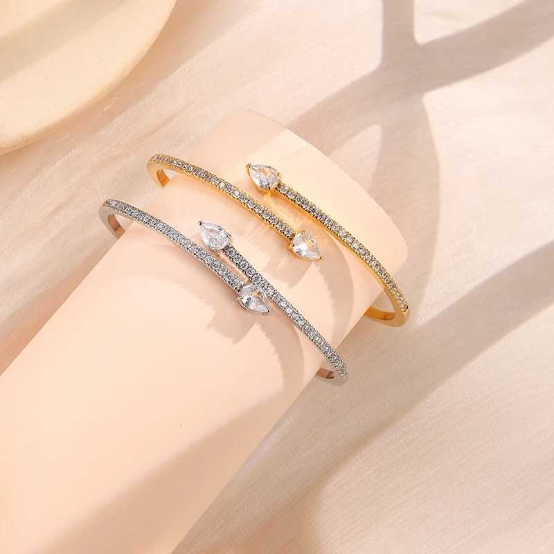 Sweet And Romantic Leaves Cubic Zirconia Suitable For Women To Wear And Fashionable Jewelry For Summer Travel Z250616