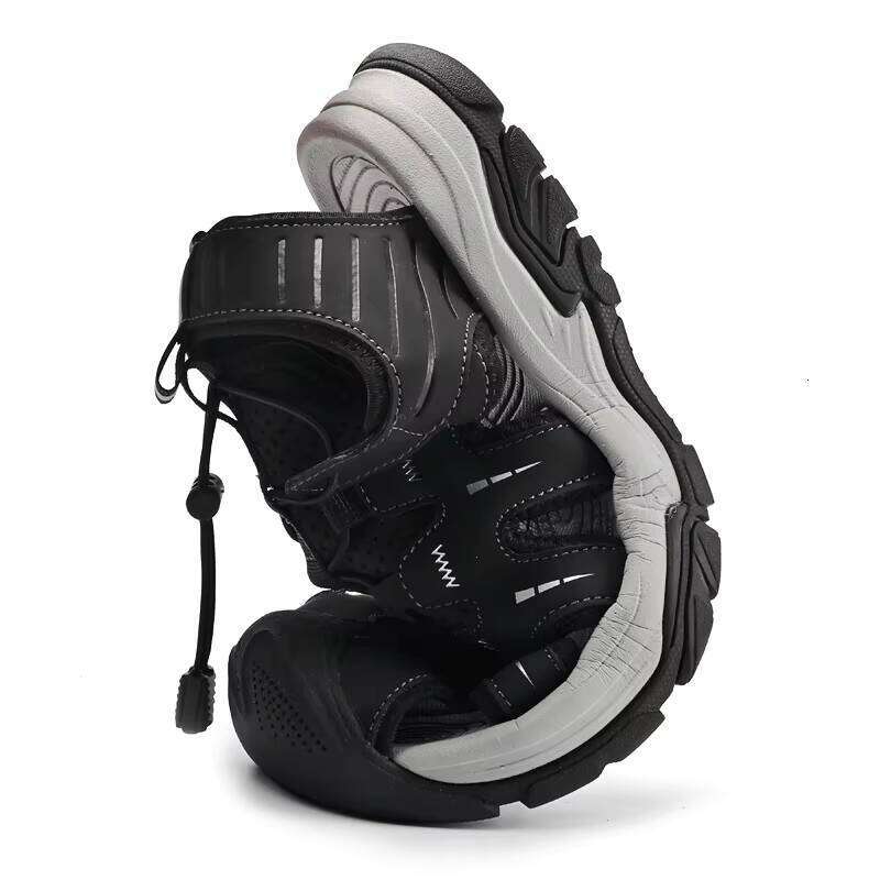 High Quality Outdoor With Protected Toe Trekking Sports Men Leather Material Camping Hiking Sandals