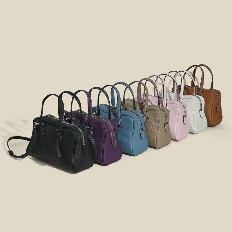 2025 Spring Brand new top leather Victoria small leather women's bag simple bowling hand messenger bag Fashion Lock Shoulder Bags 01