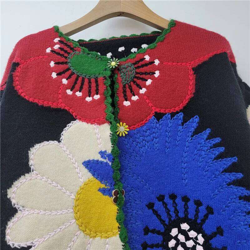 DEAT Women's Cardigan Contrast Color Knitted Flowers O-neck Retro Loose Lantern Sleeve Sweaters 2025 New Summer Fashion 29L9213
