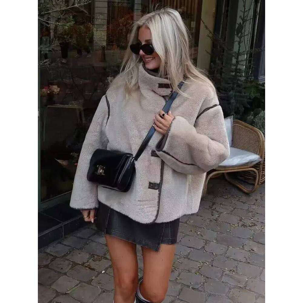 TRAFZA 2024 Women Casual Faux Fleece Loose Coat High-Collar Splicing Design Short High Street Standing Collar Jacket Streetwear